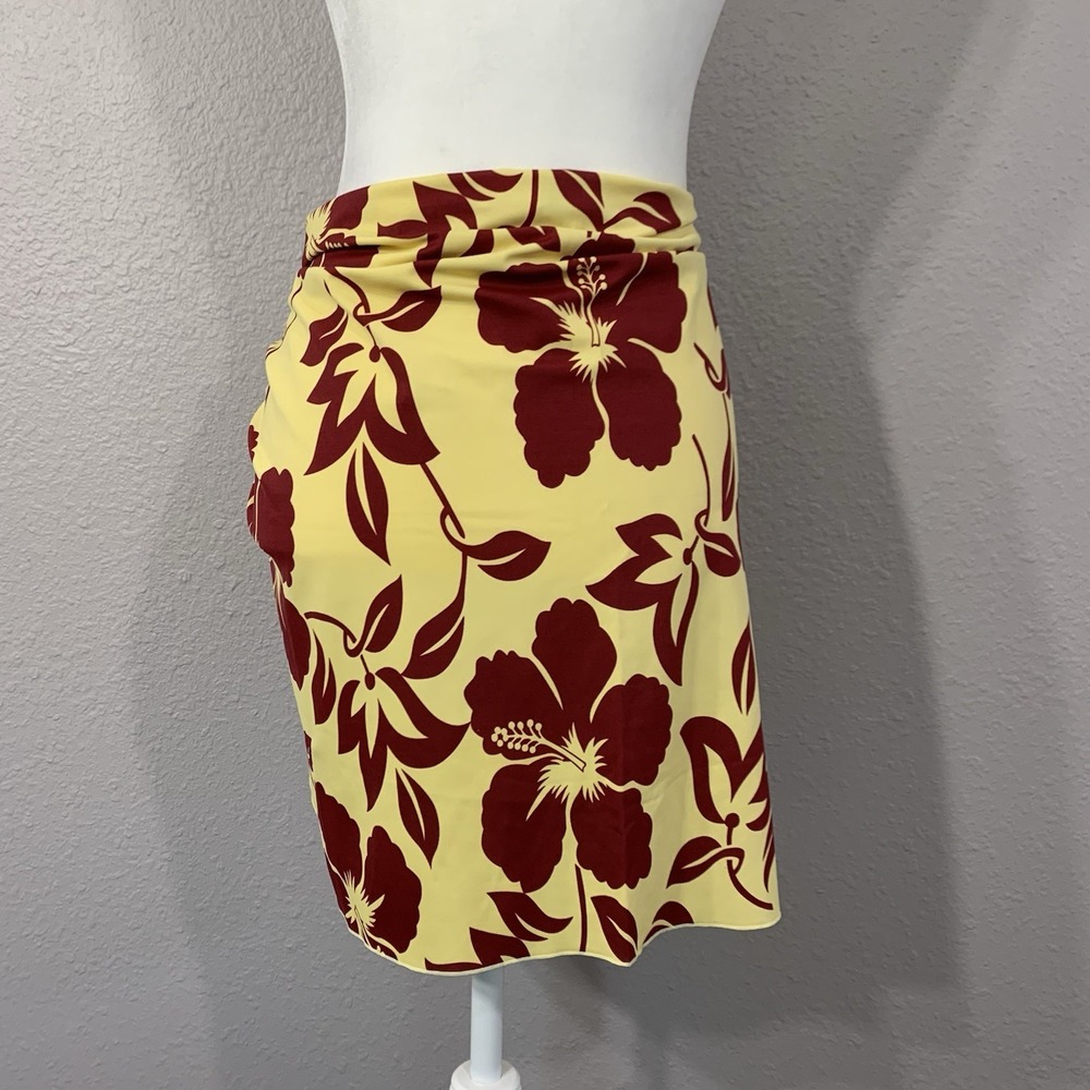 Leilani Sarong yellow Brown Floral Bathing Suit Cover Up Mini Skirt One‎ Size - Picture 2 of 5